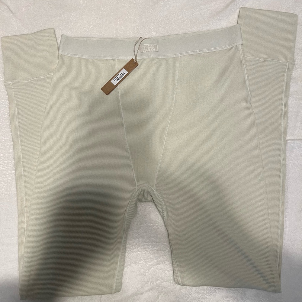 ❗️SOLD❗️Skims Cotton Rib Legging